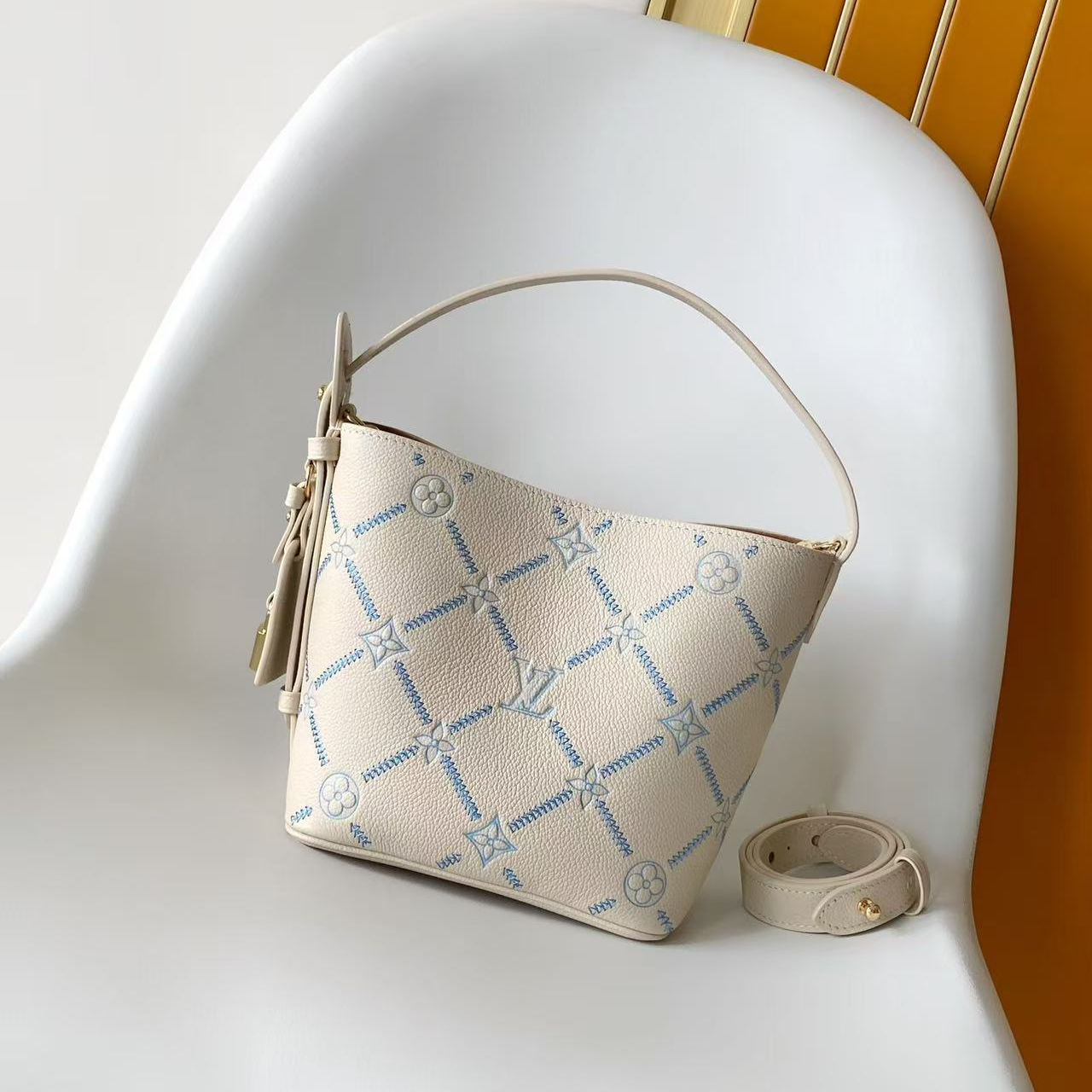M29810 LV All In BB handbag