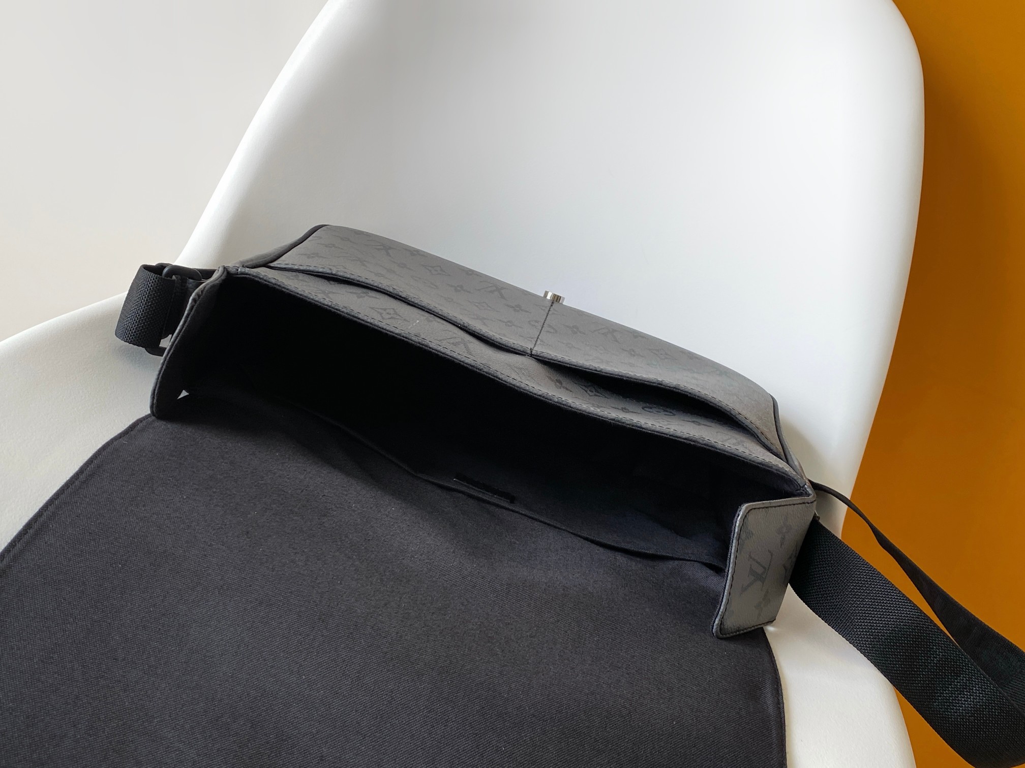 M2A192 LV Bastille Mini Messenger Bag - 图片 5