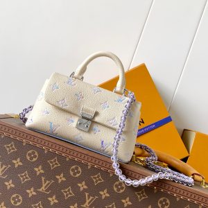 M2A374 LV NANO MADELEINE