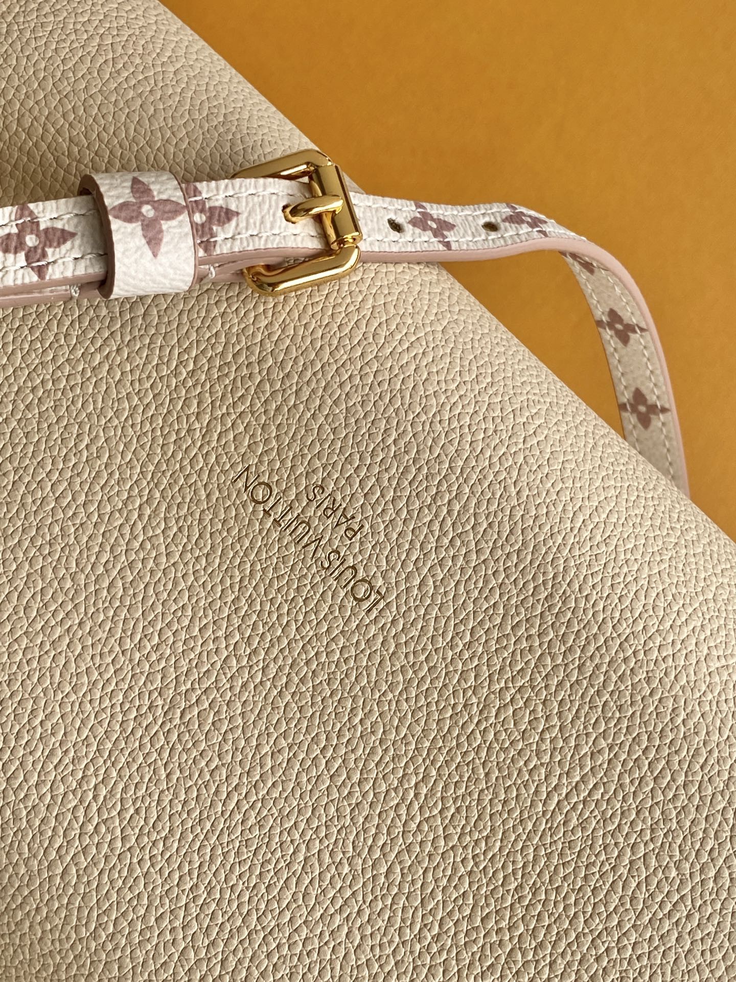 M2A393 LV EXPRESS Small Handbag - 图片 6