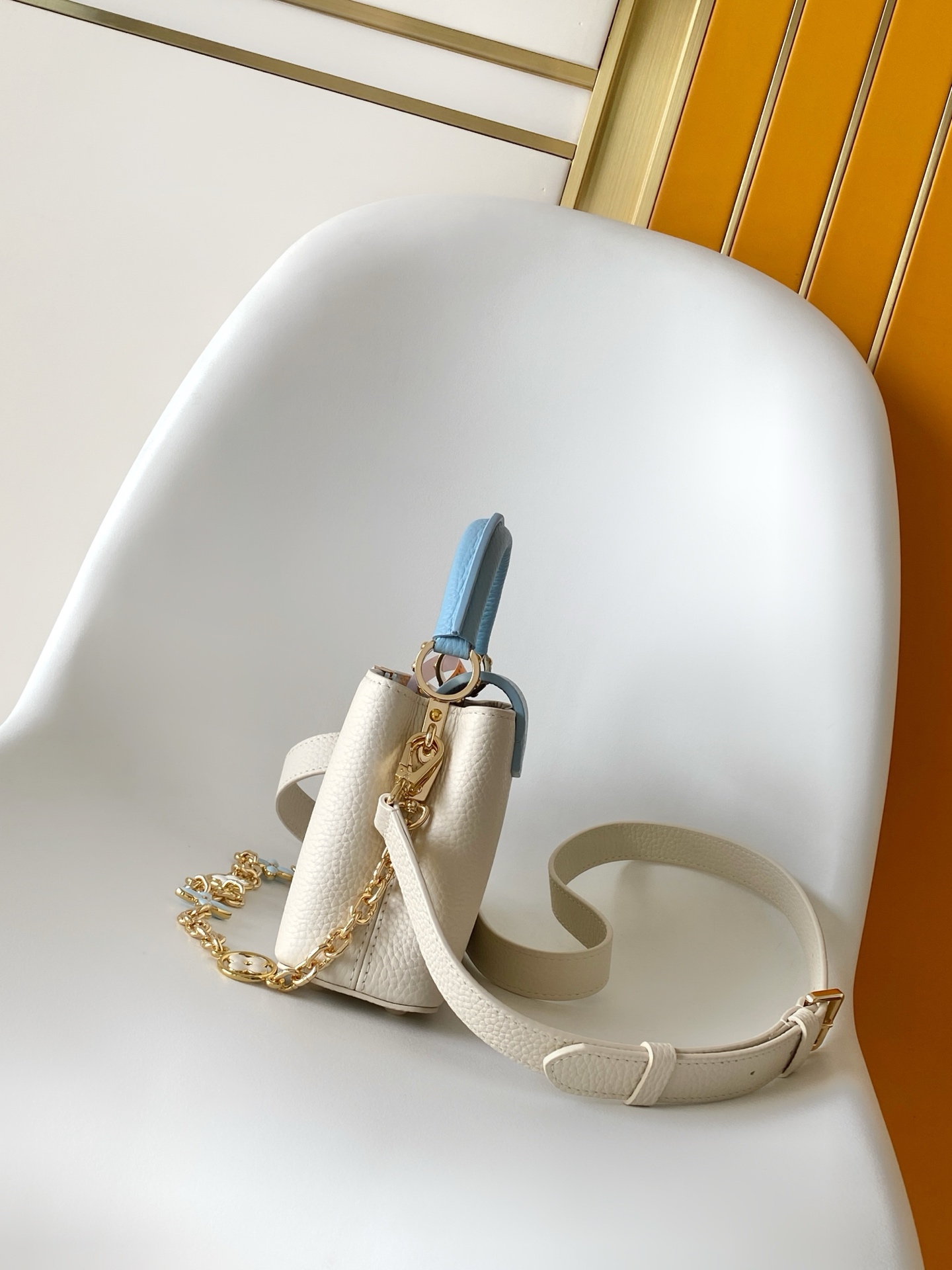 M2A443 LV Capucines Mini Handbag - 图片 7