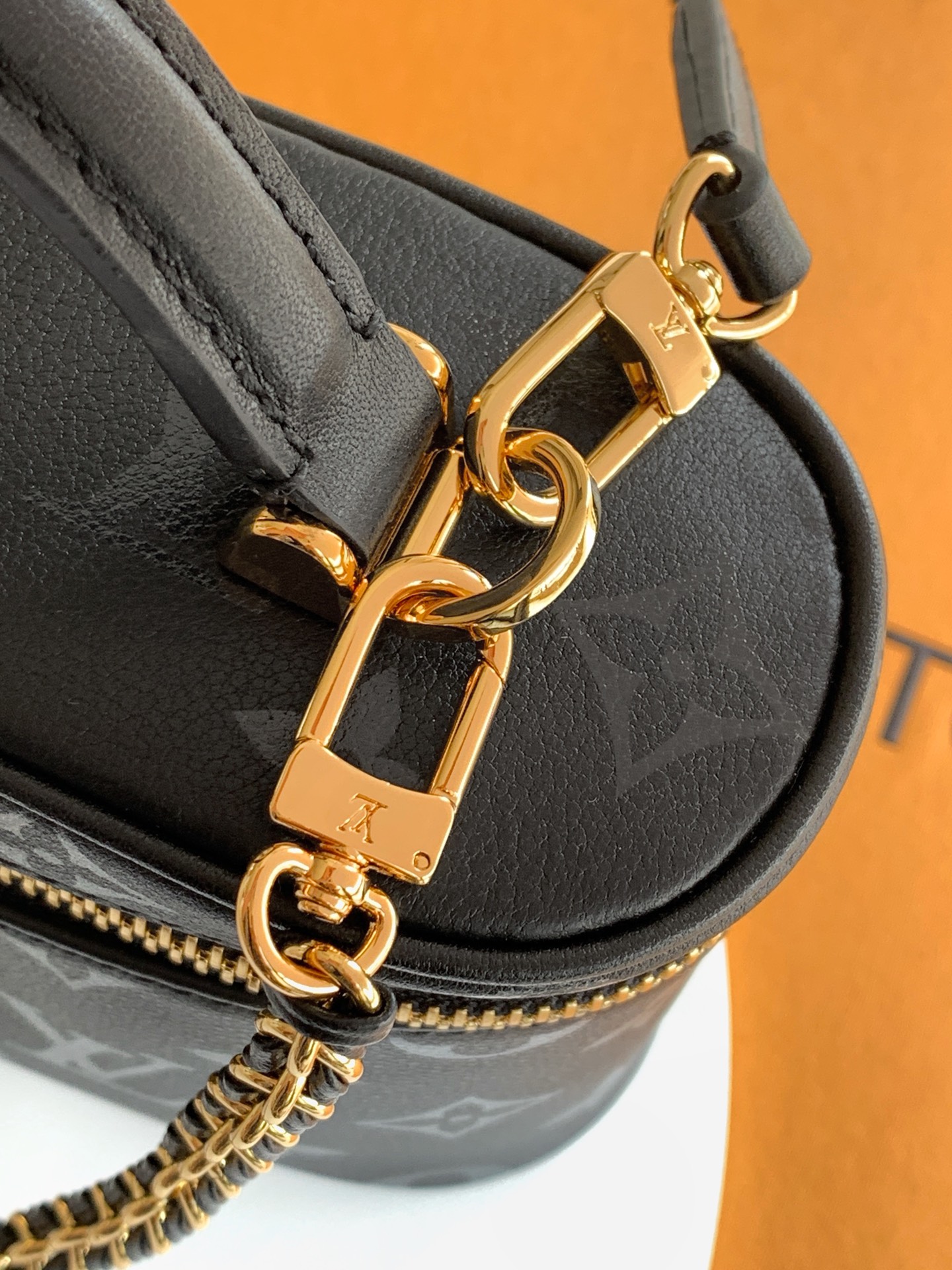 M3A372 LV VANITY CHAIN POUCH - 图片 6