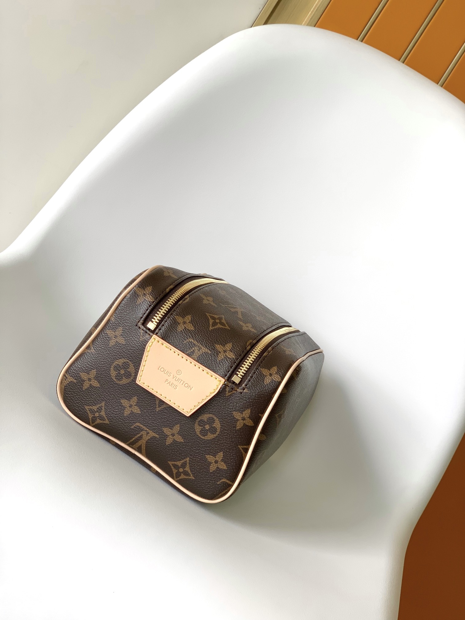 M44494 LV DOPP Toiletry Bag - 图片 5
