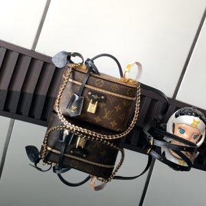 M47125 LV VANITY CHAIN POUCH