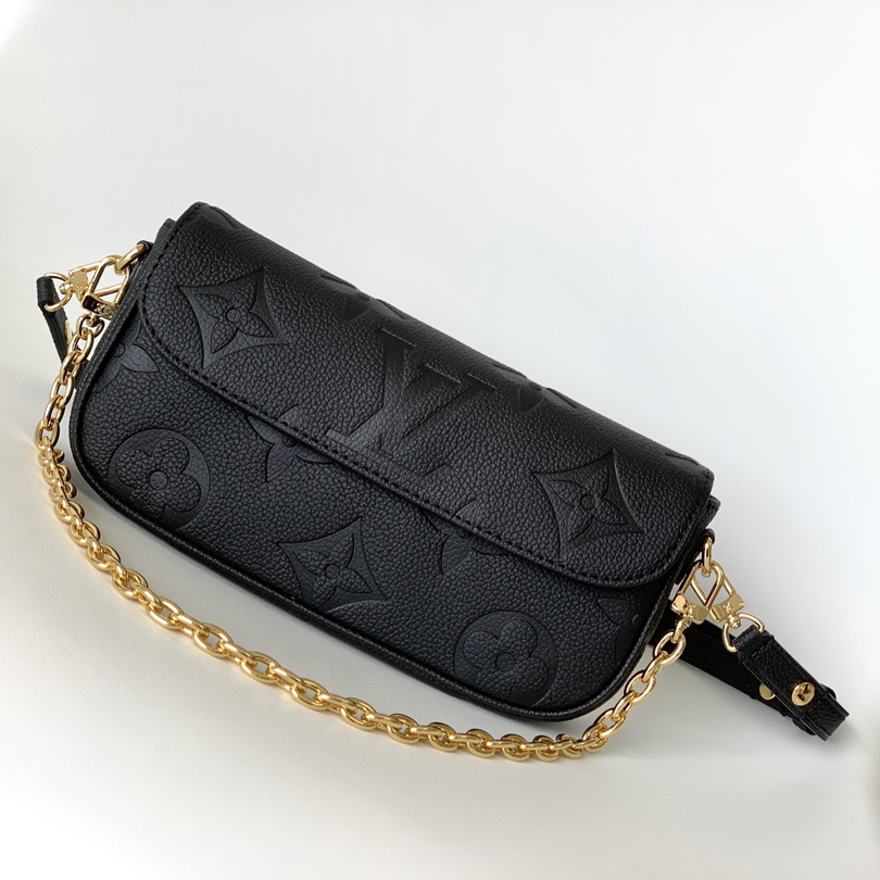M82154 LV WALLET ON CHAIN IVY