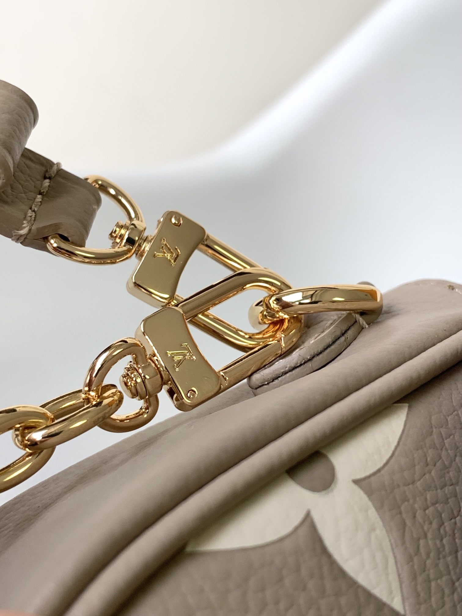 M82211 LV WALLET ON CHAIN IVY - 图片 8