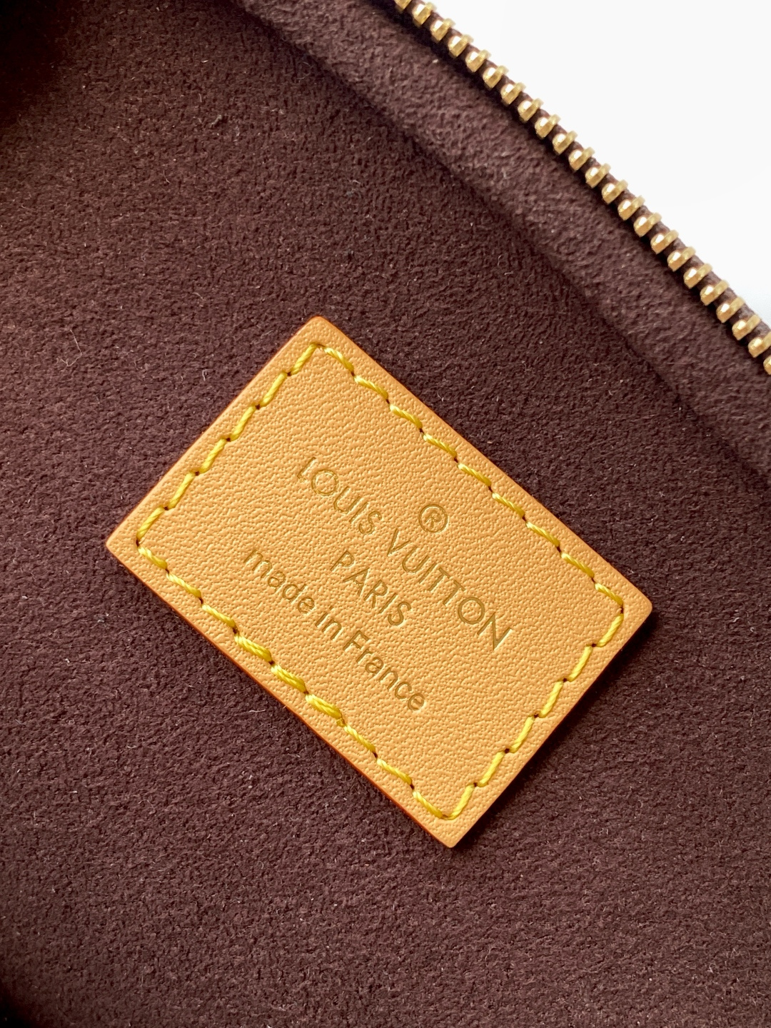 M82335 LV MINI BUMBAG - 图片 3