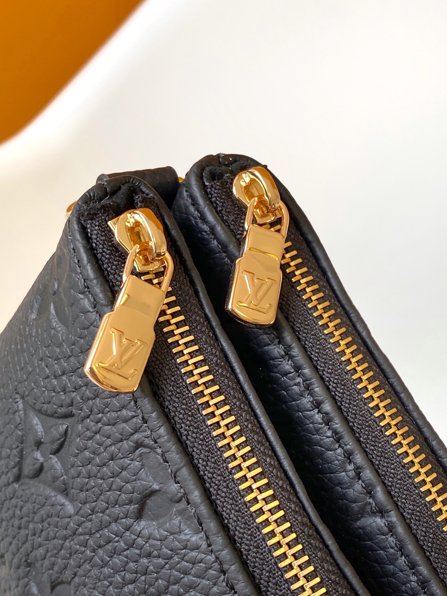 M83301 LV Liv Pochette - 图片 5